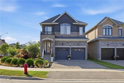 Main & Upper - 97 Narbonne Crescent