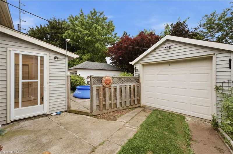 81 Vale Avenue