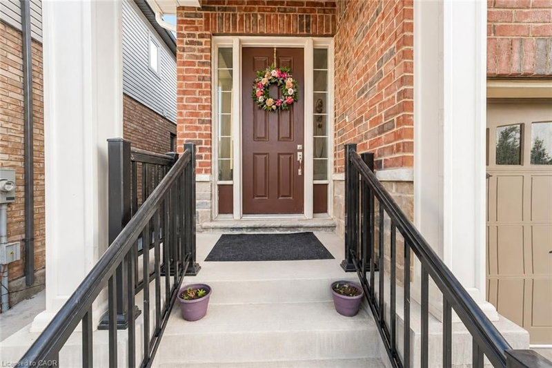 106 Haldimand Street