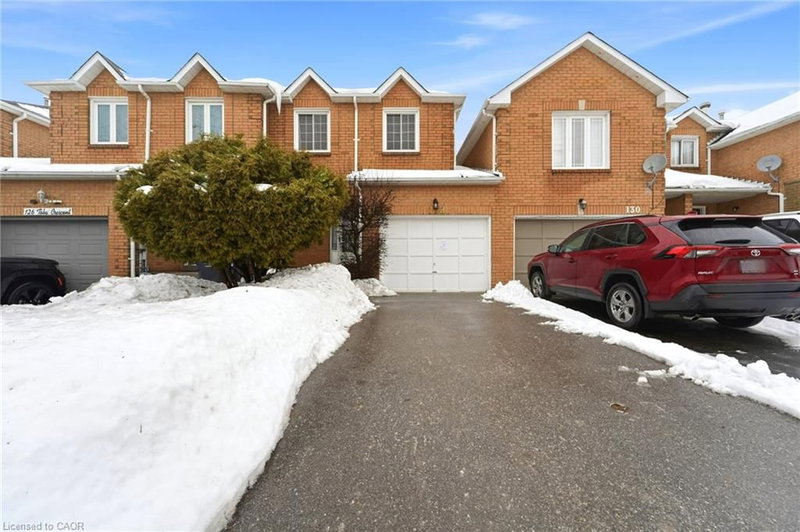 128 Toba Crescent