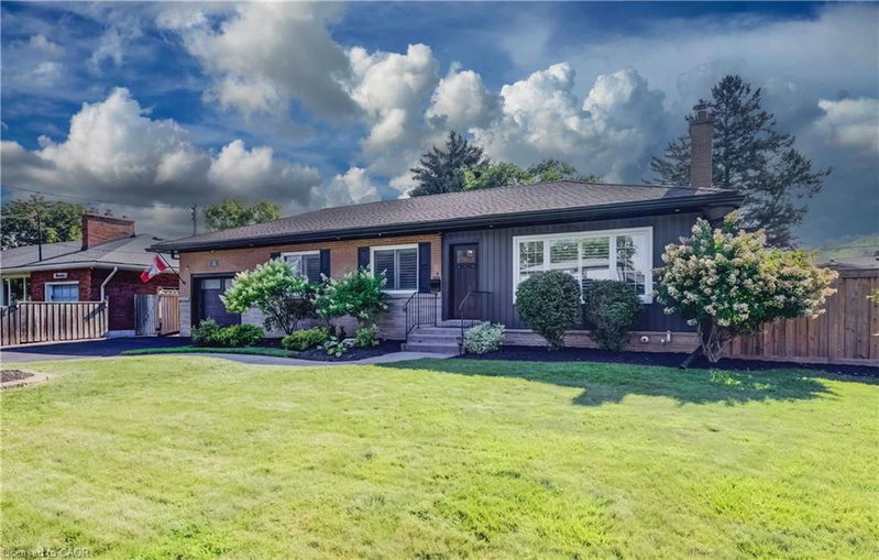 21 Loma Drive