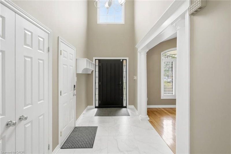 17 First St Louth