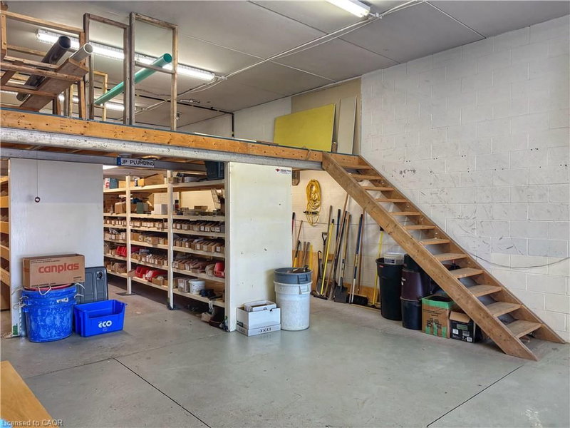 11 - 1260 Speers Road