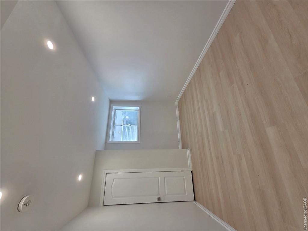 BSMT - 41 Queensgate Crescent, Breslau 5