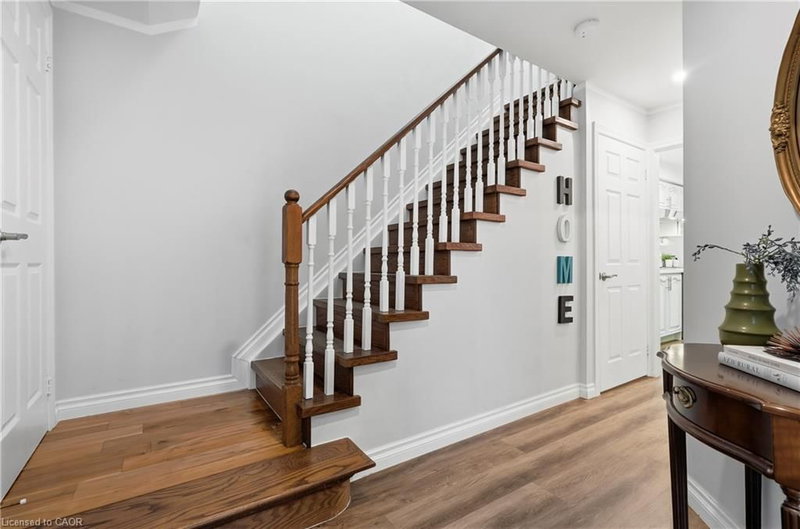 11 Wakefield Lane photo 5