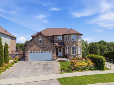 49 Creighton Avenue