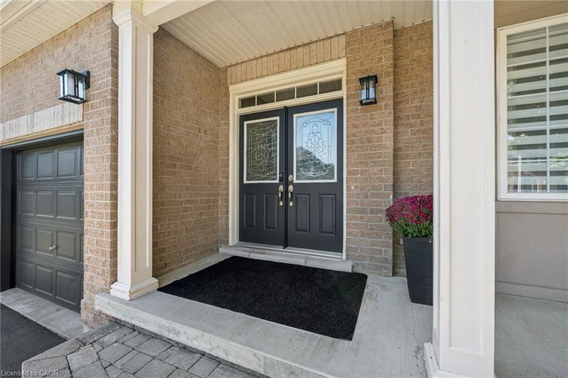 154 Falconridge Drive photo 5