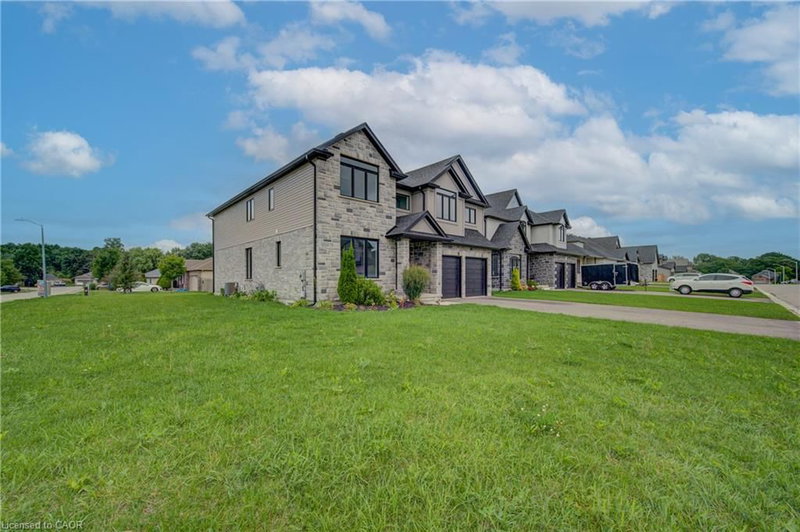 32 Sycamore Drive