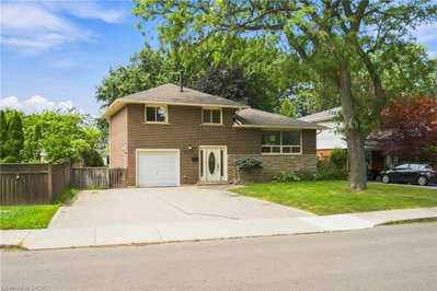 7 Delmar Drive
