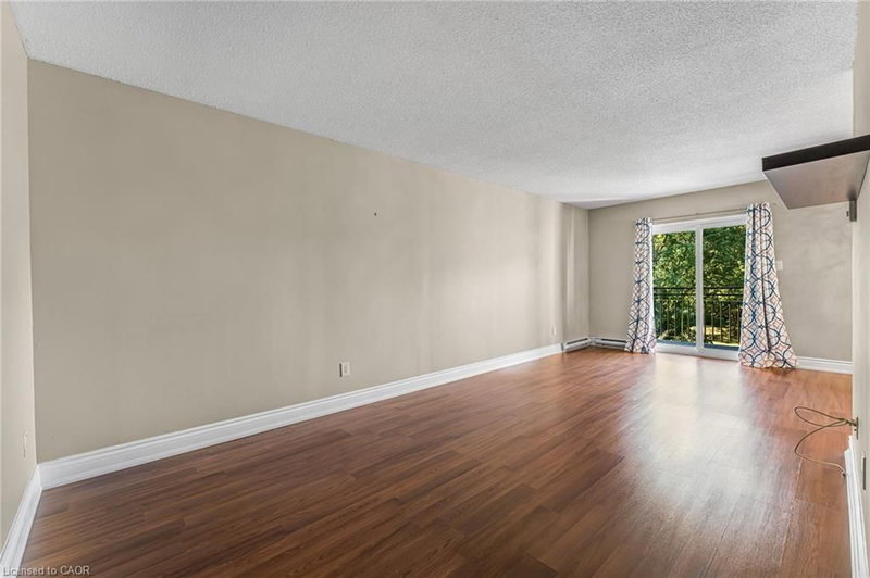 4209 Hixon Street photo 4