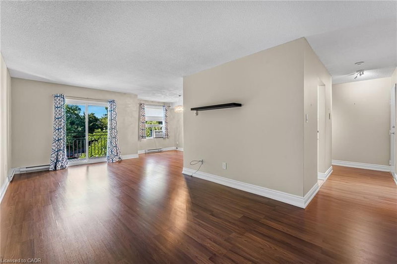 4209 Hixon Street photo 5