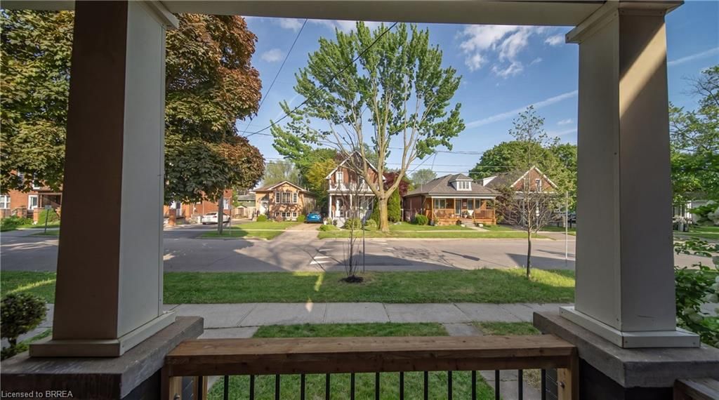 20 Wells Avenue — photo 5
