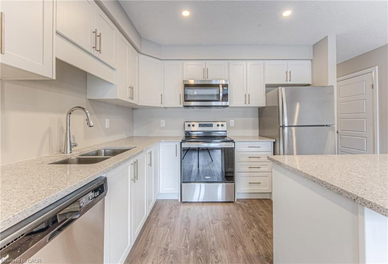 24 - 86 Erbsville Court