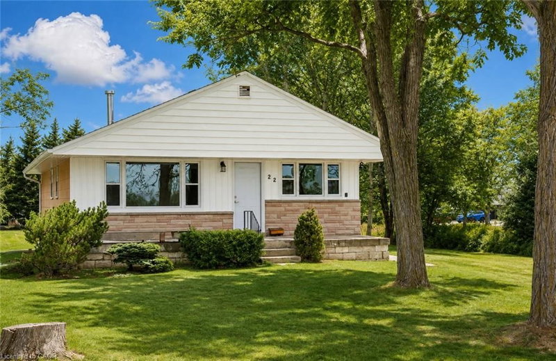 22 Kelson Avenue S