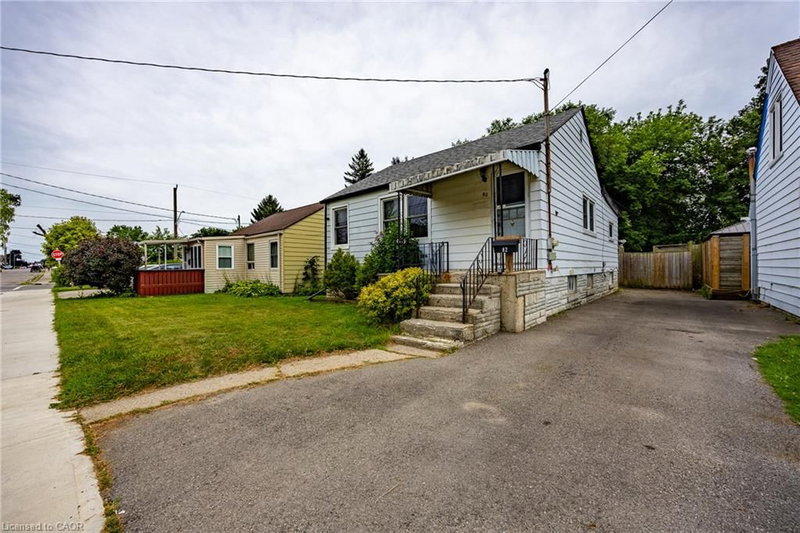 82 Salisbury Avenue