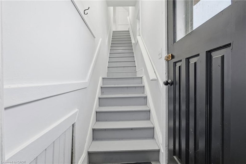 Upper - 27 Albert Street