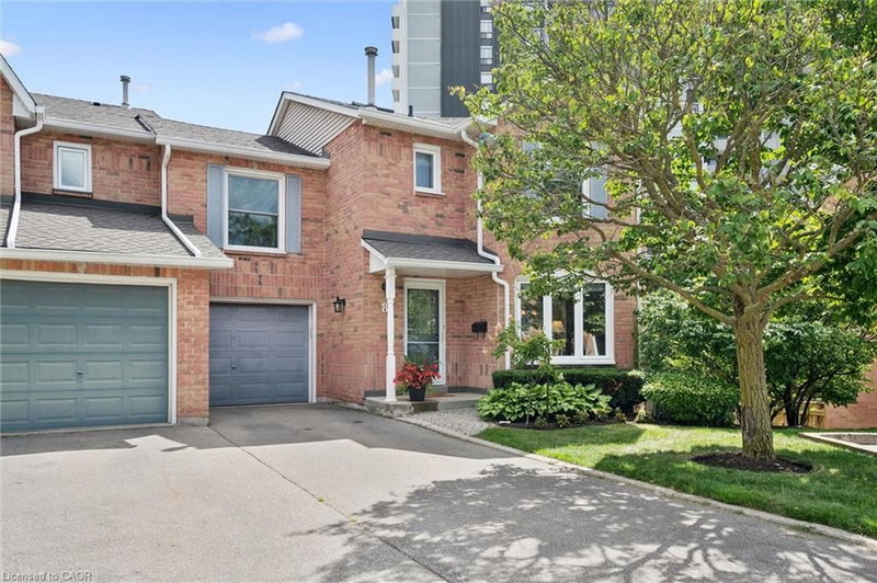 8 - 2155 Duncaster Drive