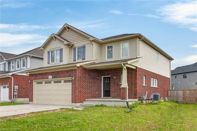 9 Winterberry Boulevard