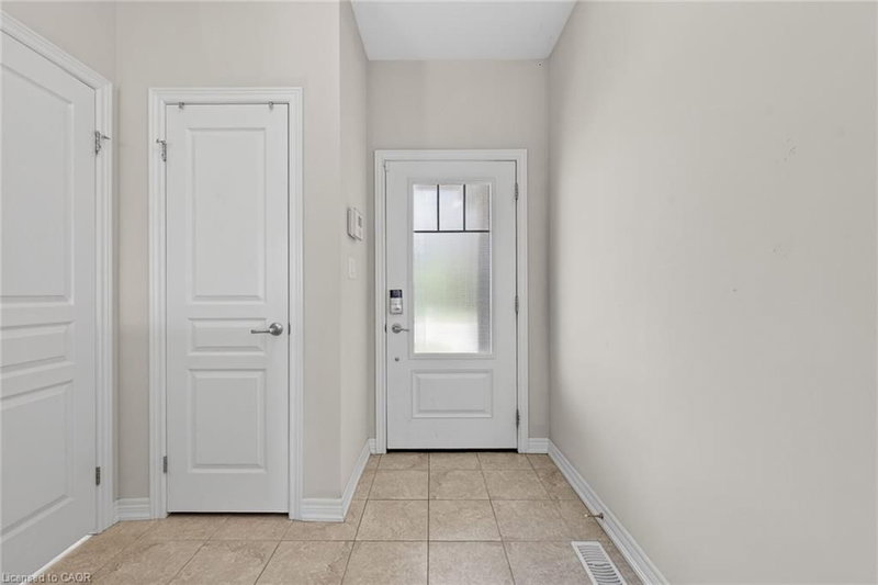 9 Winterberry Boulevard