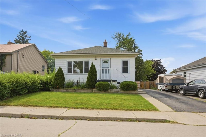 22 David Avenue