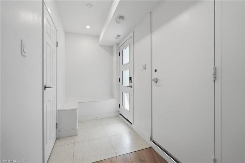 LOWER - 1498 Paddington Court