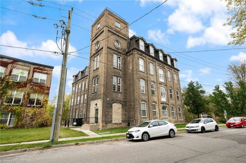 302 - 140 West River Street