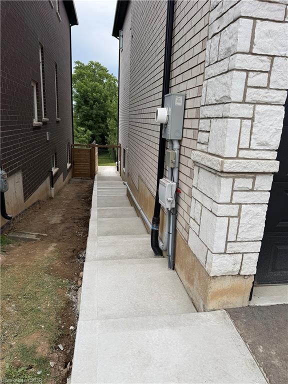 27 Deerfield Lane