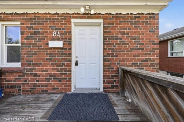 84 Ewen Road photo 4