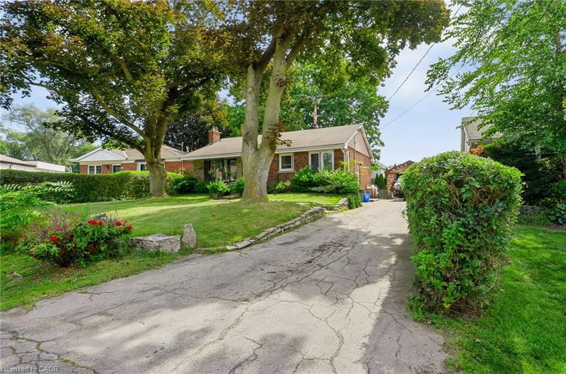 1046 Shepherds Drive photo 4