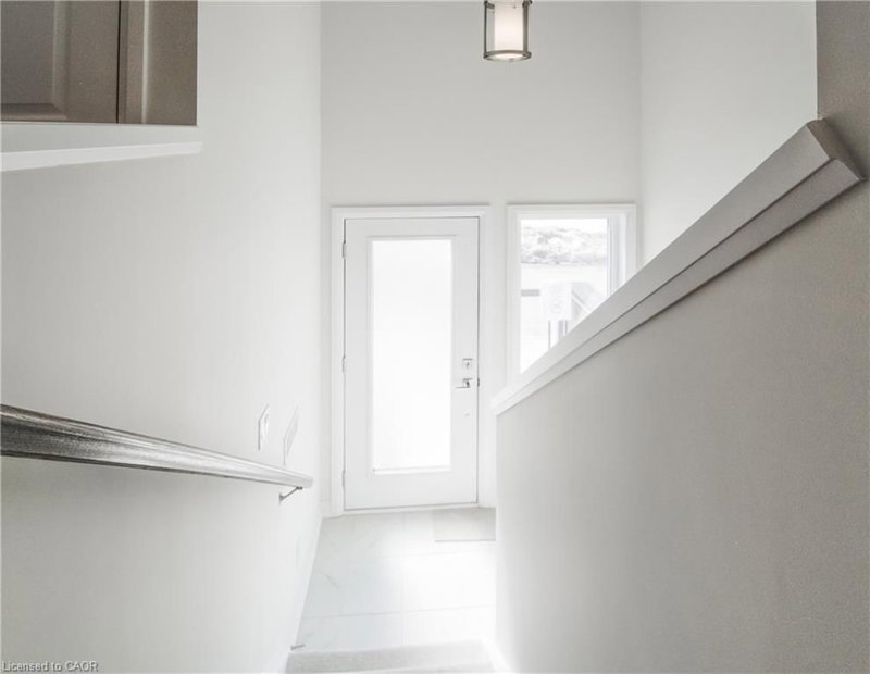 25 Urbane Boulevard photo 4
