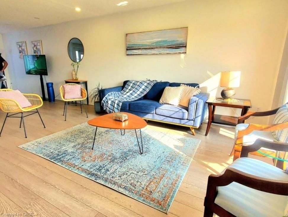 559 Victoria Road 4