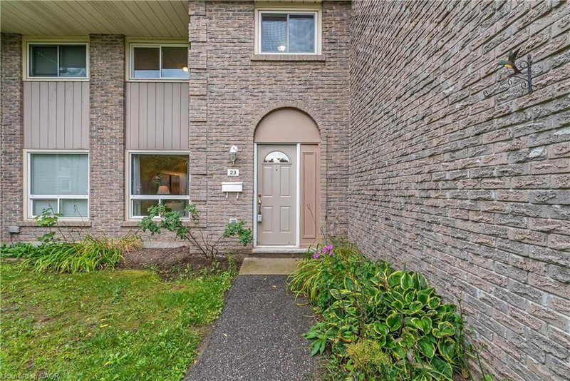23 - 25 Upper Canada Drive