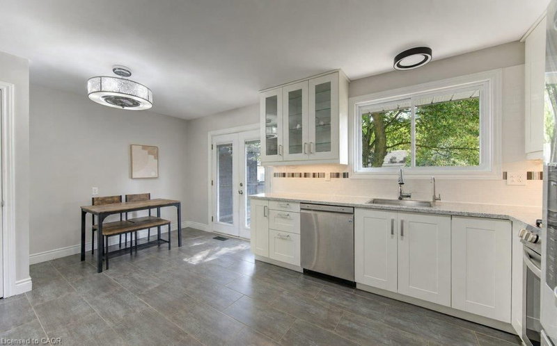 206 Forestwood Drive