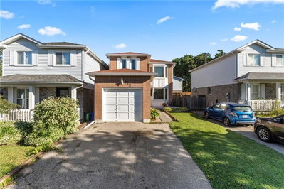732 Bennett Crescent