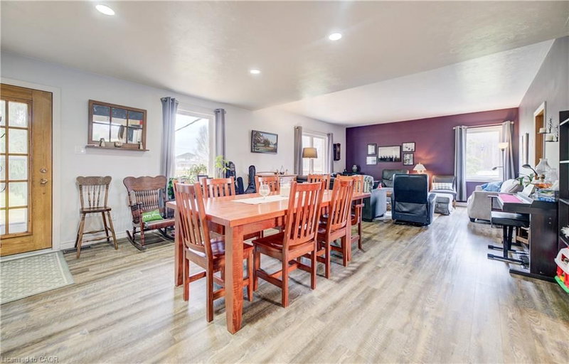 1372 Conc 8 Townsend photo 5