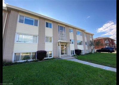 4 - 75 Harold Avenue