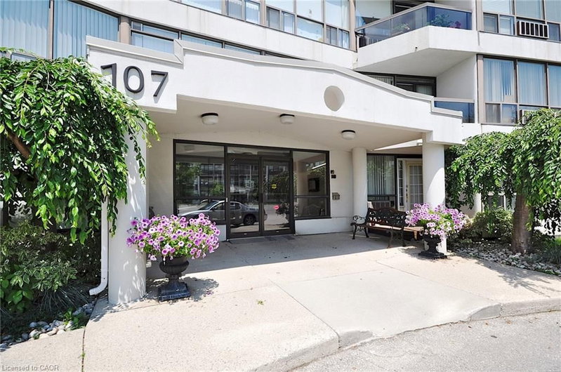 509 - 107 Bagot Street