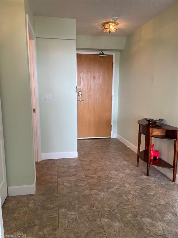 107 Bagot Street photo 5