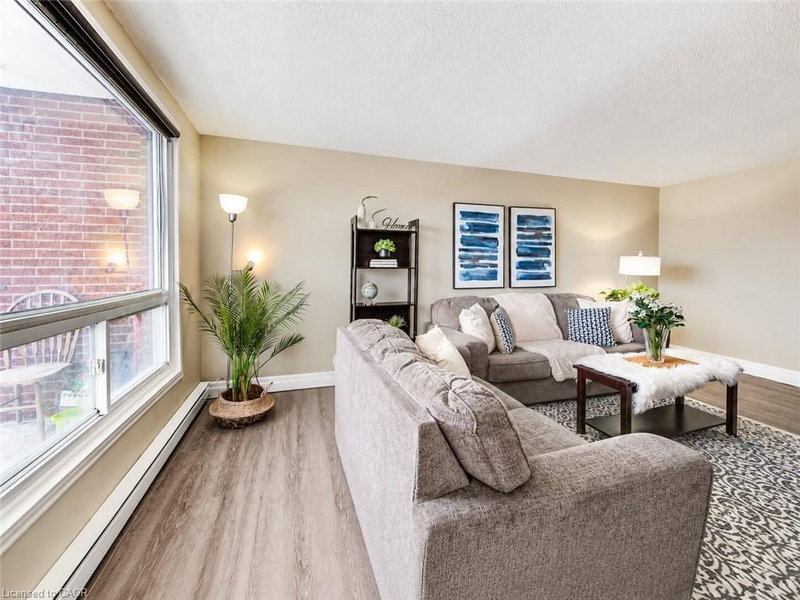303 - 4 Avalon Place