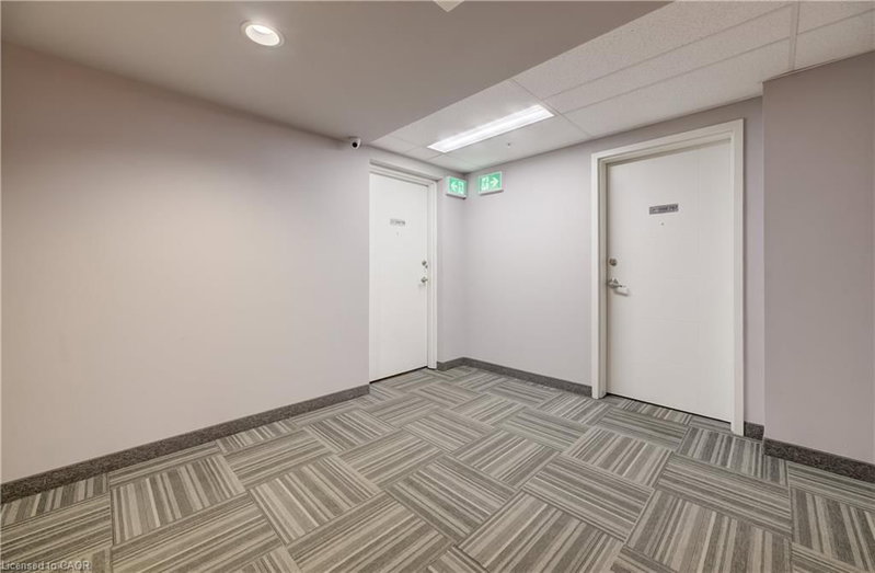 280 Lester Street photo 5