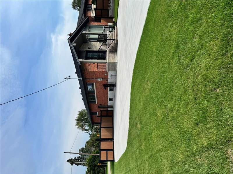 2 - 29 Battlefield Avenue