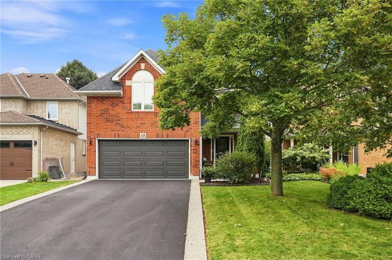 48 Bridgeport Crescent