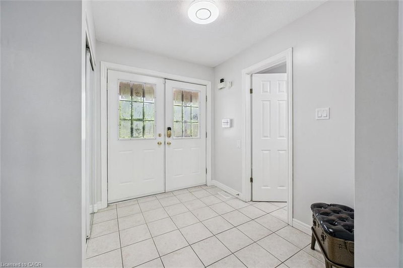 244 Doon South Drive photo 4