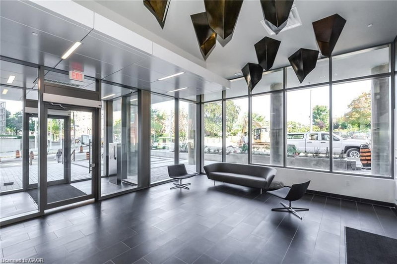 303 - 85 Duke Street W
