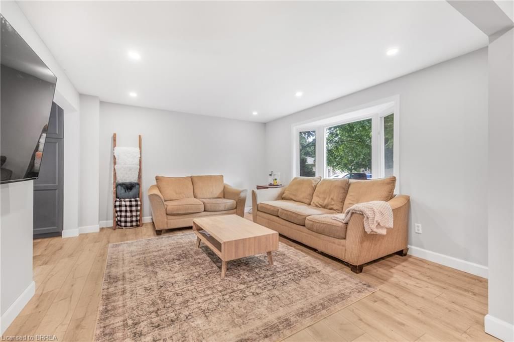 37 Rose Court — photo 4