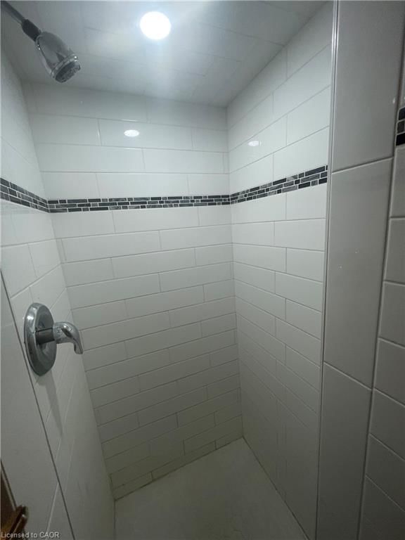 2 LOWER - 73 Barnesdale Boulevard