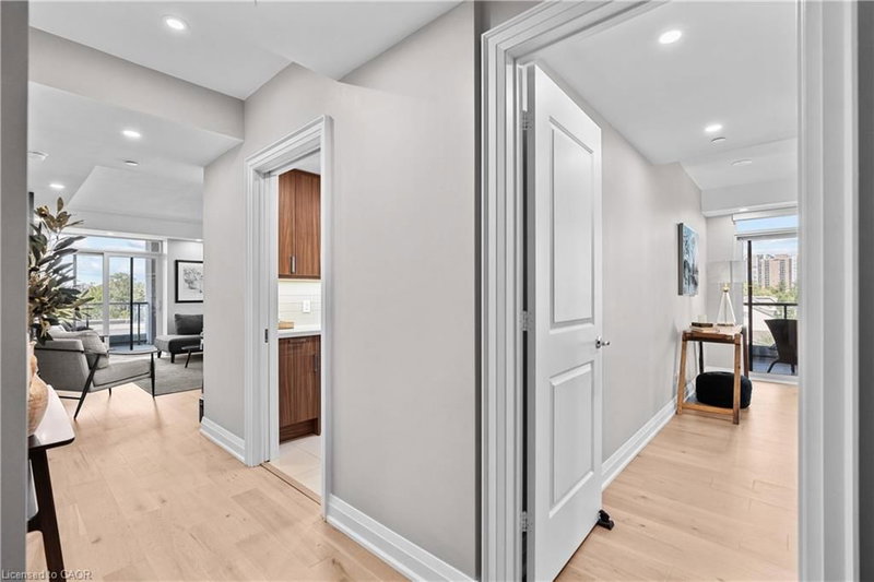 409 - 11 Bronte Road
