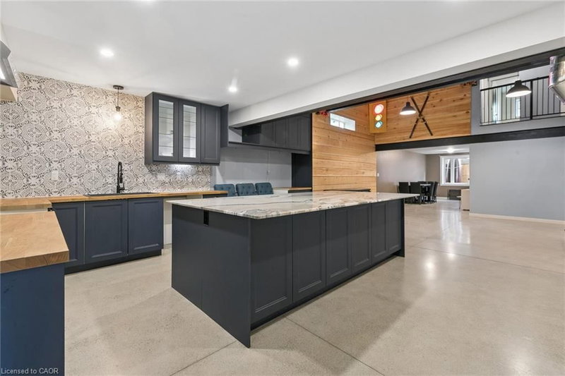 24 Davidson Street