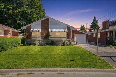 18 Pleasant Avenue