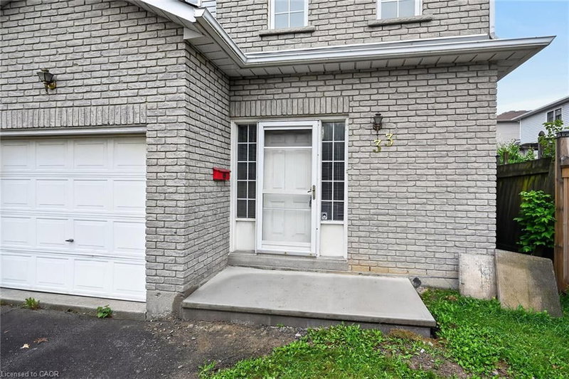 33 Brantdale Avenue photo 4
